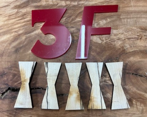 Stitcher Bin-One Off Lots--1/4" Small Bowtie Inlays (1112S Series)